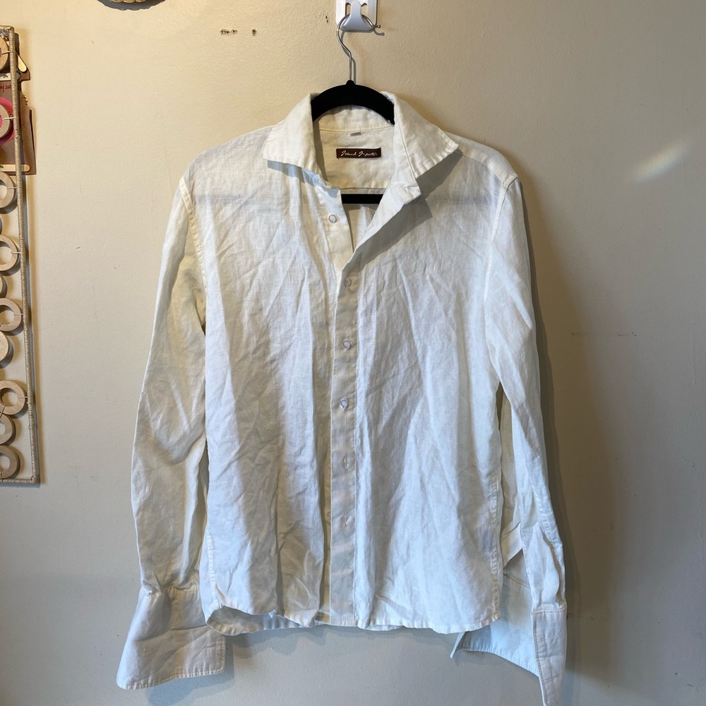 Island importer medium cream linen long sleeve blouse.